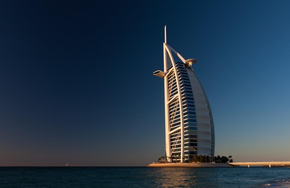 The World's First 7-Star Hotel ©wolffpower/Shutterstock.com
