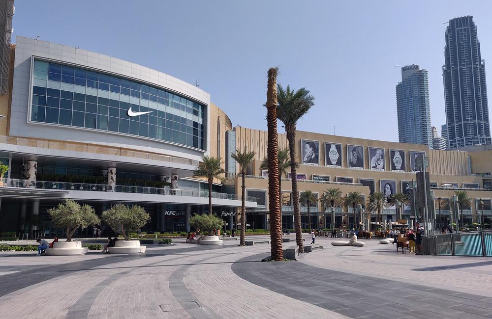 World's Largest Mall @passport_symphony / Pinterest.com